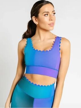 RARE! IVL Collective Scallop Power Sports Bra - Ombre Night Glow - Women’s 6